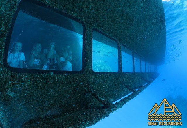 submarine in hurghada