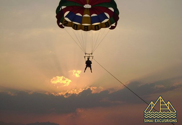 Parasailing in hurghada