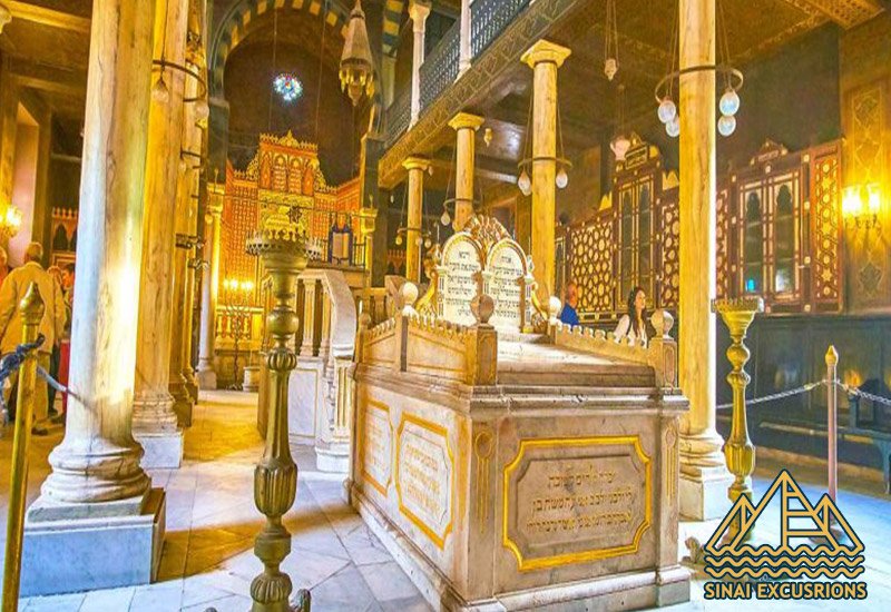 Private day trip to Cairo & pyramids from Hurghada